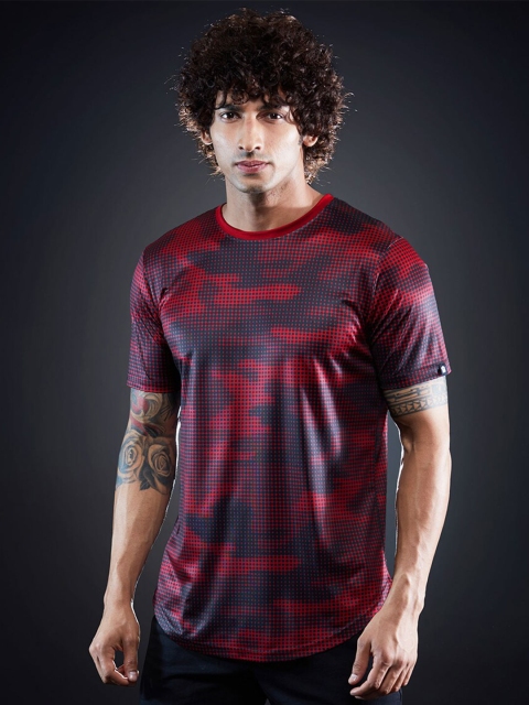 

The Souled Store Men Red & Navy Blue Camouflage Printed Cotton Training Or Gym T-shirt