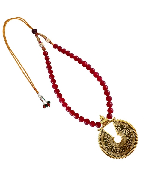 

RICH AND FAMOUS Red Quartz Agate Beads Round Shaped Pendant Necklace