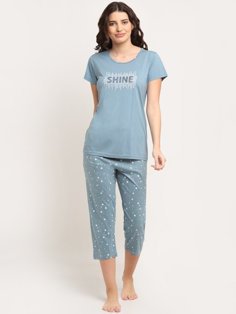 

Kanvin Women Blue & White Printed Pure Cotton Night suit