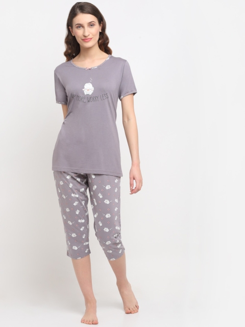 

Kanvin Women Grey & White Pure Cotton Printed Night suit