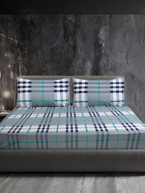 

LUSH & BEYOND Grey & White Geometric 300 TC King Cotton Bedsheet with 2 Pillow Covers