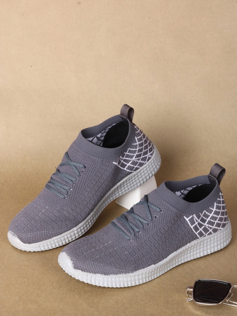 

M7 by Metronaut Men Grey Textured Lightweight Sneakers