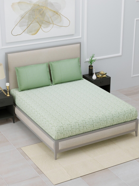

Home Fresh Green Floral 144 TC King Bedsheet with 2 Pillow Covers