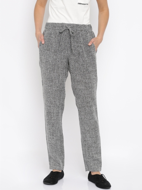 

Vero Moda Women Charcoal Grey Self-Design Trousers