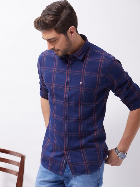 

Oxemberg Men Navy Blue Classic Slim Fit Checked Casual Shirt