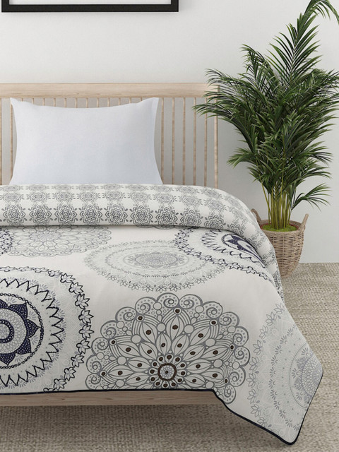 

EK BY EKTA KAPOOR White Ethnic Motifs Printed Summer 90 GSM Single Bed Quilt, Off white