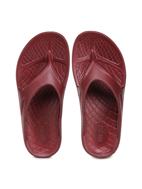 

ABROS Women Burgundy Rubber Slip-On Flats