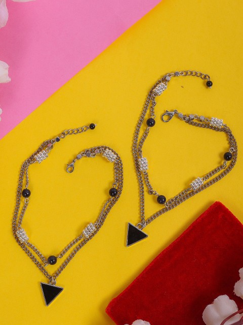 

DIVA WALK Silver-Plated & Black Beaded Multi-Layered Anklet