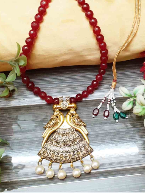

RICH AND FAMOUS Red & Gold-Plated Quartz Beaded Necklace