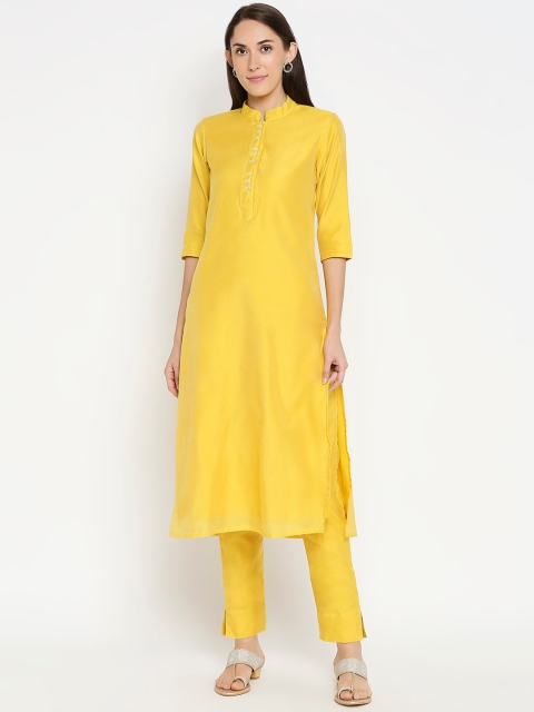 

Desi Weavess Women Yellow Kurta with Trousers