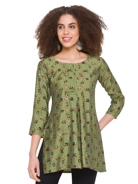 

TANKHI Women Green & Maroon Printed Three-Quarter Sleeves Tunic