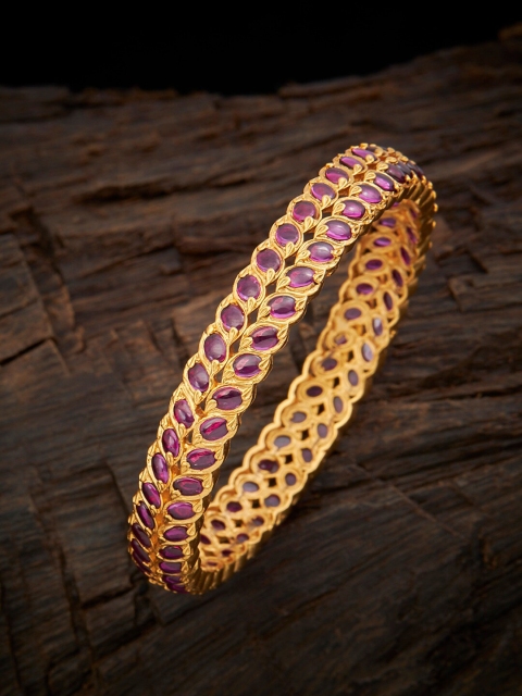 

Kushal's Fashion Jewellery Red & Gold-Plated Traditional Bangle