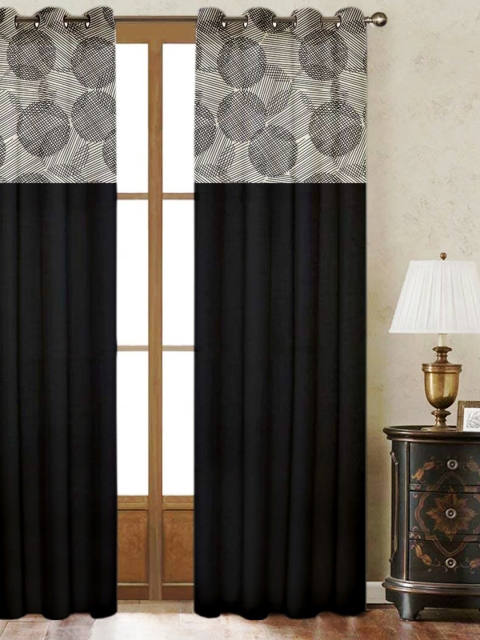 

Lushomes Black & White Geometric Printed Door Curtain