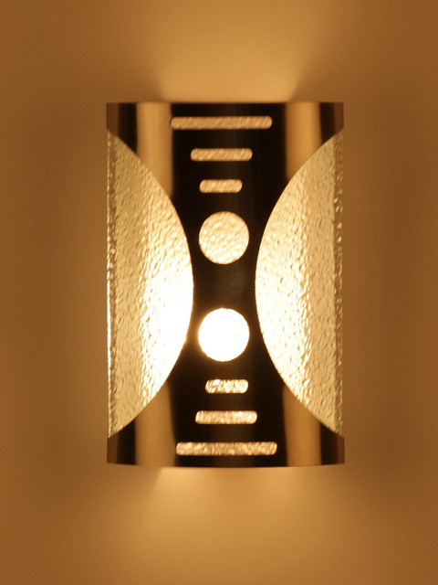 

Devansh White Textured Contemporary Wall Mounted Lamp