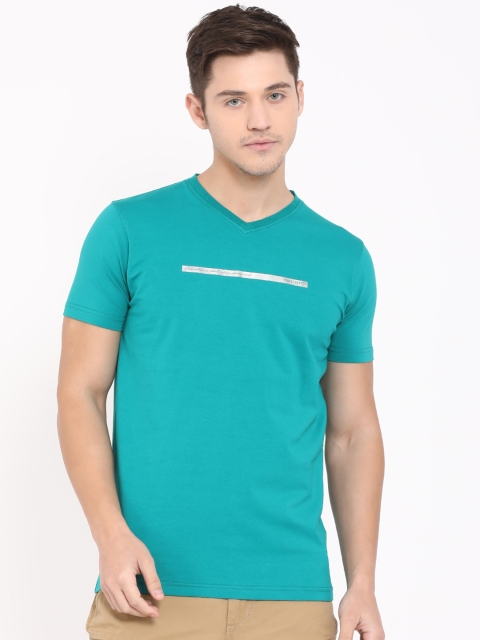 

t-base Men Turquoise Blue Printed V-Neck Pure Cotton T-shirt