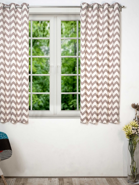 

SHIVANAA HOMES Grey & Cream-Coloured Set Of 1 Room Darkening Window Curtain