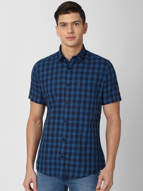 

Van Heusen Sport Men Blue Checked Slim Fit Pure Cotton Casual Shirt