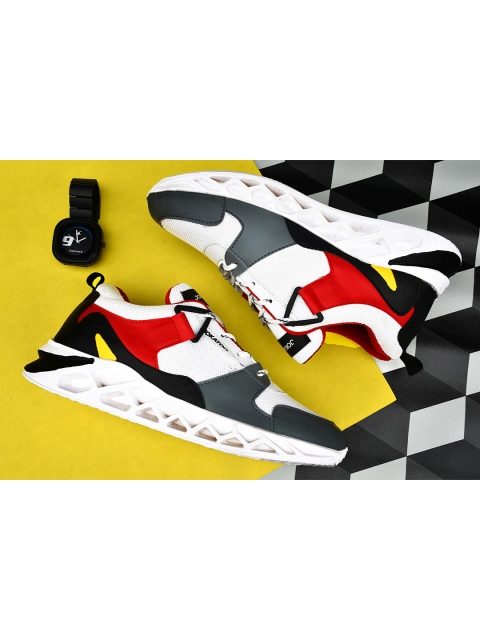 

JOKATOO Men White & Grey Running Shoes