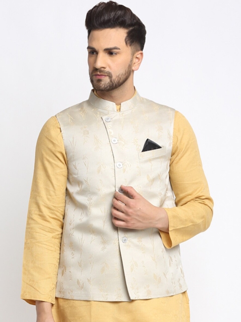 

NEUDIS Men Silver-Coloured & Gold-Coloured Printed Satin Nehru Jacket