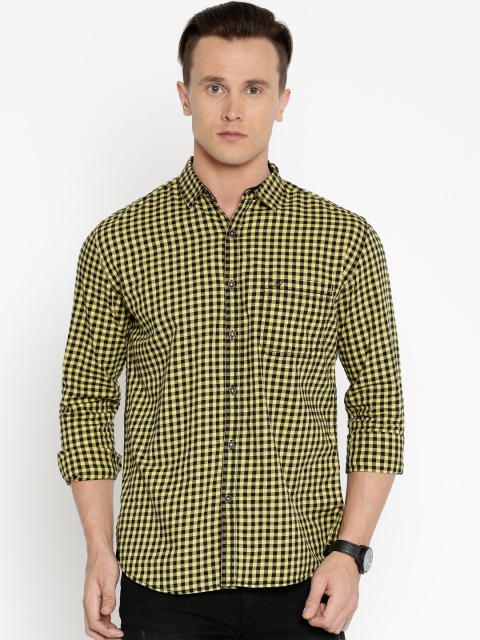 

Nature Casuals Men Yellow & Black Slim Fit Checked Casual Shirt