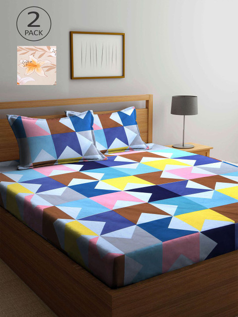 

KLOTTHE Blue & Pink Geometric 210 TC 2 King Bedsheet with 4 Pillow Covers