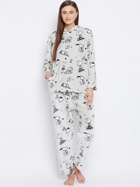 

Camey Women Grey Graphic Printed Woolen Night suits
