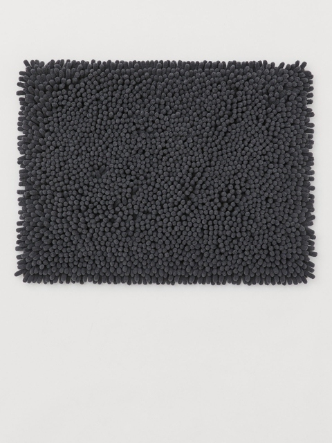 

H&M Grey Deep-pile Bath Mat