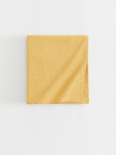 

H&M Yellow Patterned Cotton Tablecloth
