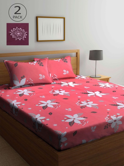

KLOTTHE Peach-Coloured & Maroon Floral 210 TC 2 King Bedsheet with 4 Pillow Covers