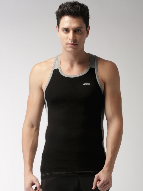 

2GO Men Black & Grey Vest