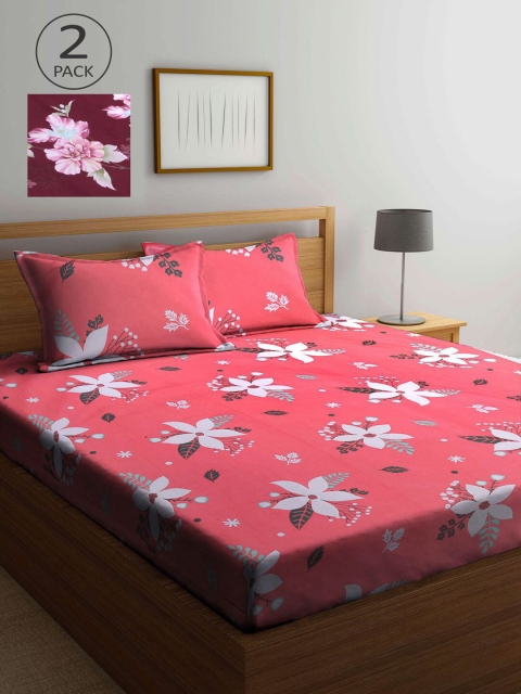 

KLOTTHE Peach-Coloured & Maroon Floral 210 TC 2 King Bedsheet with 4 Pillow Covers