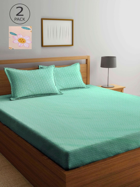 

KLOTTHE Green & Peach-Coloured Geometric 210 TC 2 King Bedsheet with 4 Pillow Covers