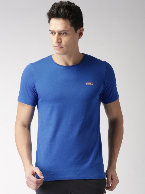 

2GO Men Blue Solid Round Neck T-shirt