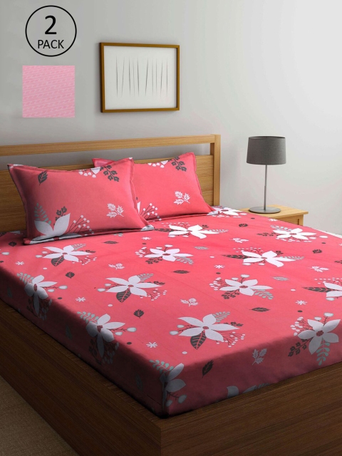 

KLOTTHE Peach-Coloured & Pink Floral 210 TC 2 King Bedsheet with 4 Pillow Covers