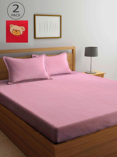 

KLOTTHE Pink & Red Geometric 210 TC 2 King Bedsheet with 4 Pillow Covers