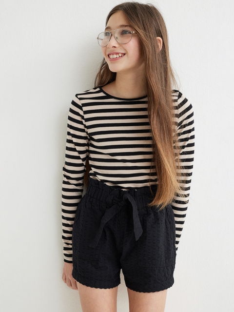 

H&M Girls Black High-Waisted Cotton Shorts
