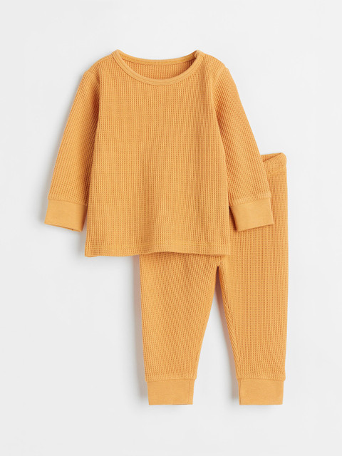 

H&M Waffled Cotton Set, Yellow