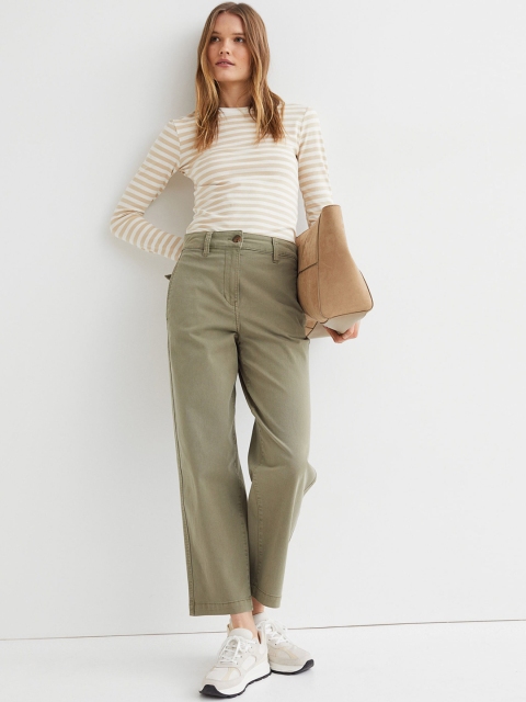 

H&M Women Olive Green Solid Cropped Cotton Twill Chinos