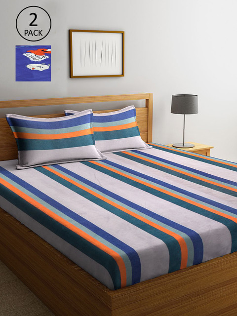 

KLOTTHE Multi Color Geometric Printed 210 TC 2 King Bedsheets with 4 Pillow Covers