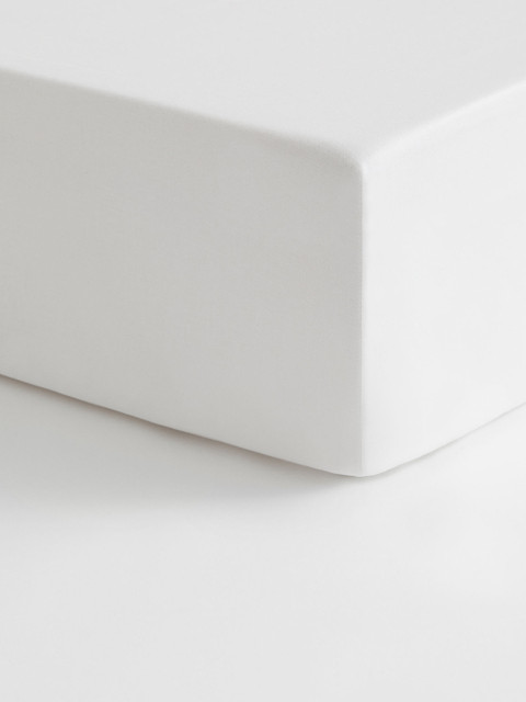 

H&M White Fitted Satin Sheet