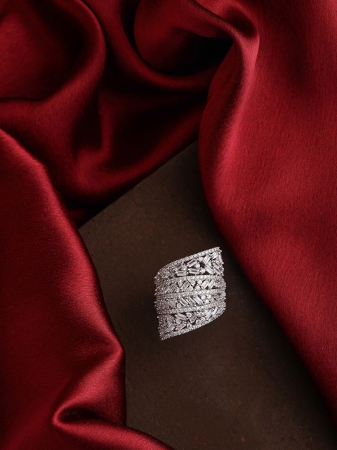 

shaze Rhodium-Plated White Cubic Zirconia Studded Finger Ring, Silver