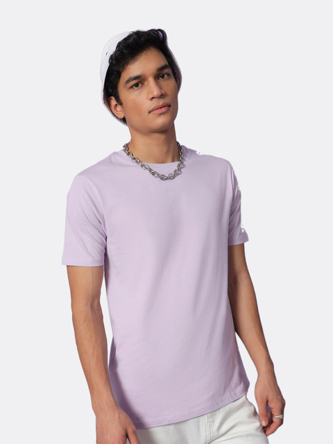 

Bewakoof Men Lavender Solid Cotton T-shirt