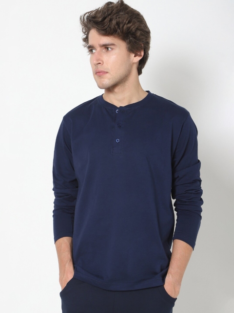 

Bewakoof Men Blue Henley Neck T-shirt