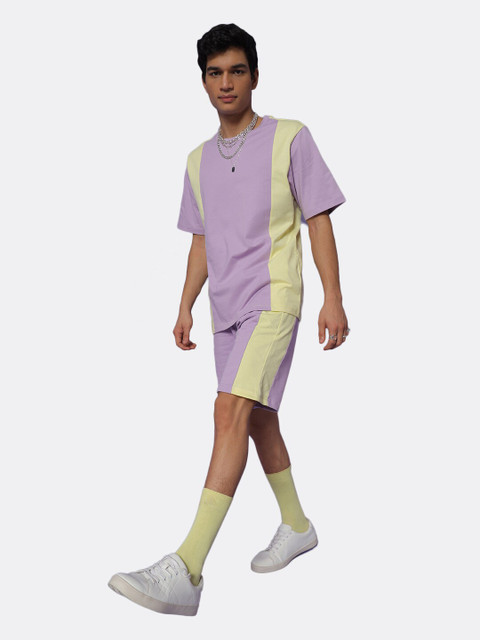 

Bewakoof Men Purple & Yellow Colourblocked Regular Fit Cotton T-Shirt