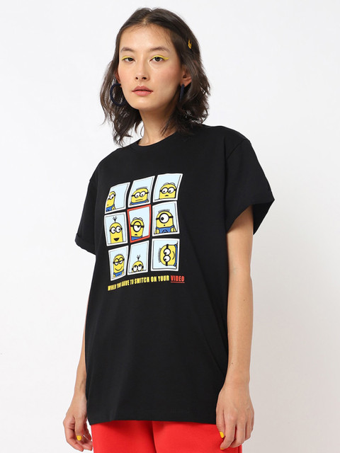 

Bewakoof Women Black Printed Loose T-shirt