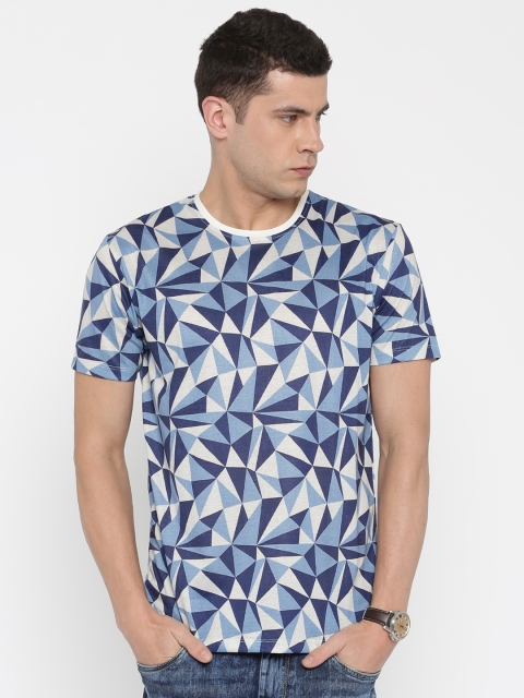 

Voi Jeans Men Blue & Grey Printed Round Neck T-shirt