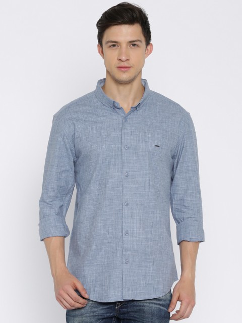 

Voi Jeans Men Blue Slim Fit Checked Casual Shirt