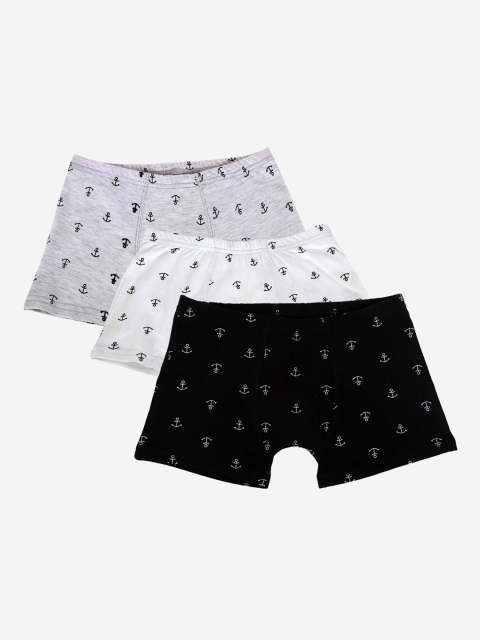 

YK Boys Pack Of 3 Assorted Briefs YKANCRTRNC685