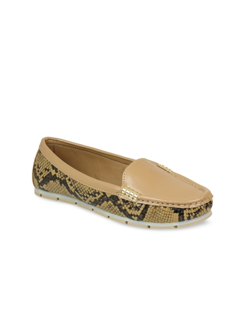 

Inc 5 Women Beige Coloured Textured Loafers