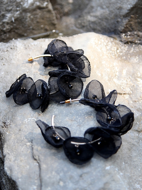 

Kazo Women Gold-Plated & Black Ruffled Contemporary Hoop Earrings